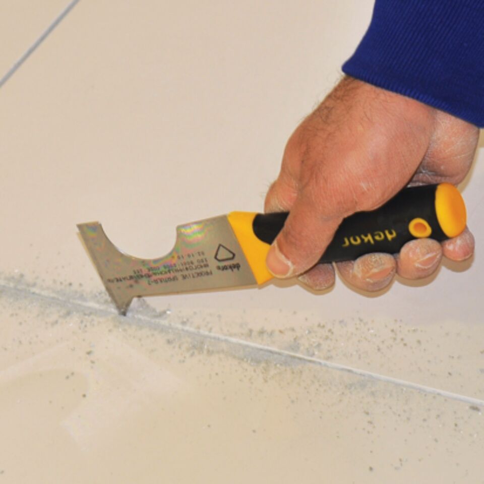 Hassan Proaktif Ispatula 7 Cm Kod:255