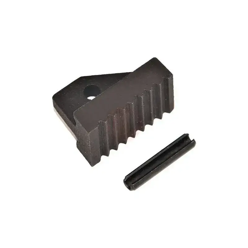 İzeltaş 10 Ağır Tip Boru Anah. Alt Çene Ve Pim - 2110100410