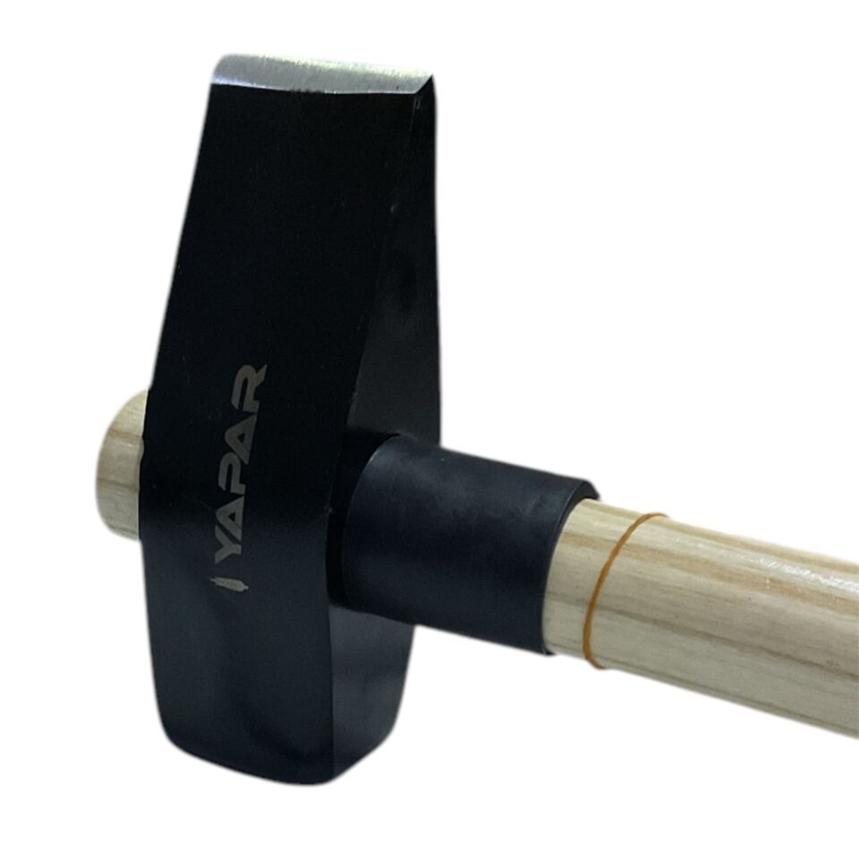 Yapar Balyoz (varyoz) Saplı 4 Kg Sivri Zsa30 92652