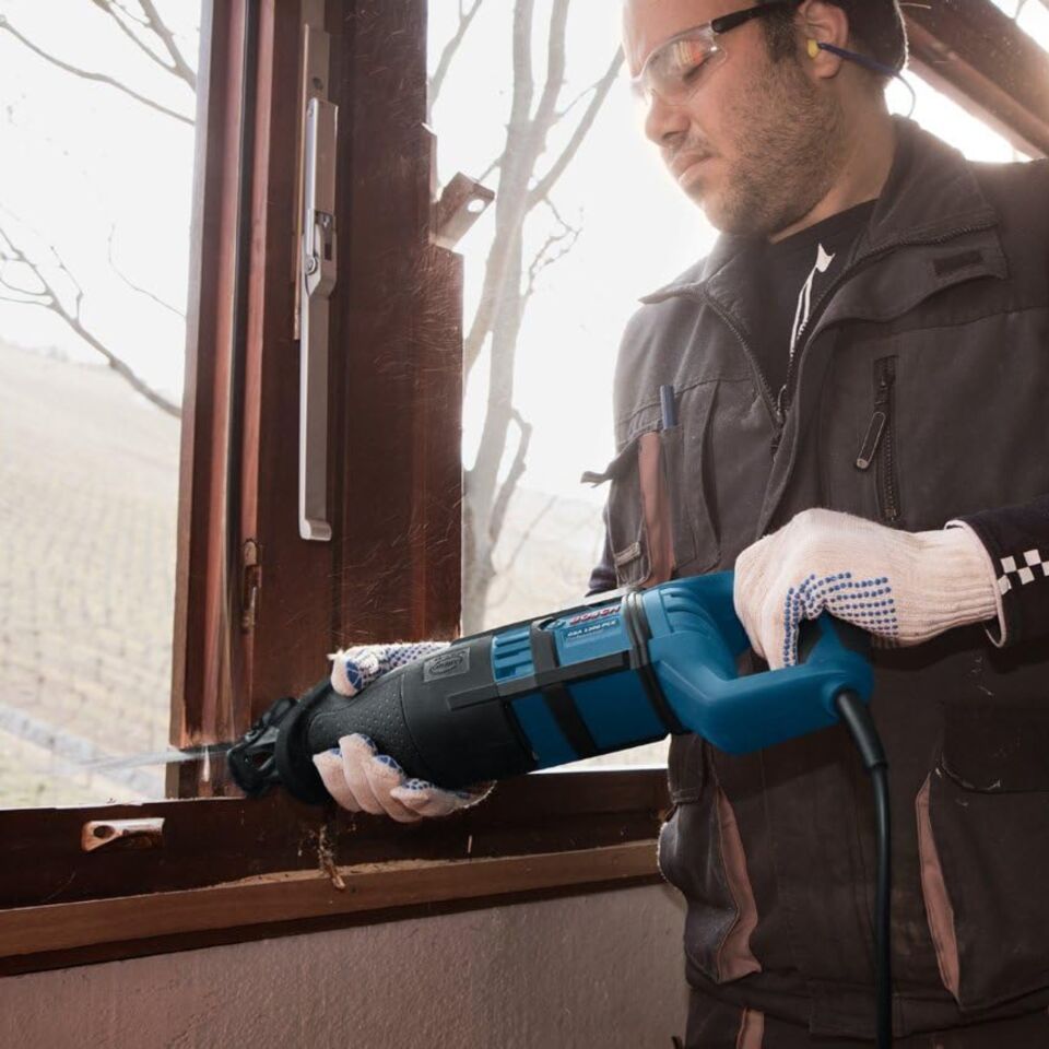 Bosch Tilki Kuyruğu 1300 W Gsa1300pce 060164e200