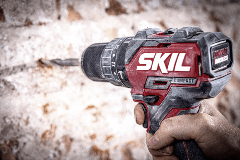 SKIL COMPACT 3075HB AKÜLÜ DARBELİ MATKAP VİDALAMA ÇANTALI SET