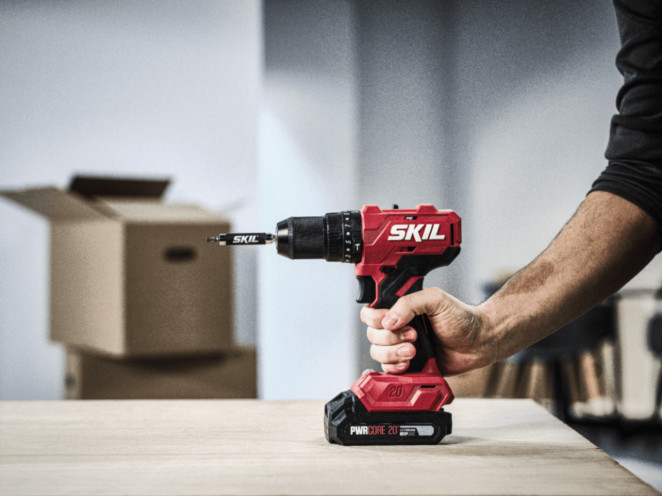 SKIL POWERTOOLS 3021HA AKÜLÜ DARBELİ MATKAP VİDALAMA ÇANTALI SET