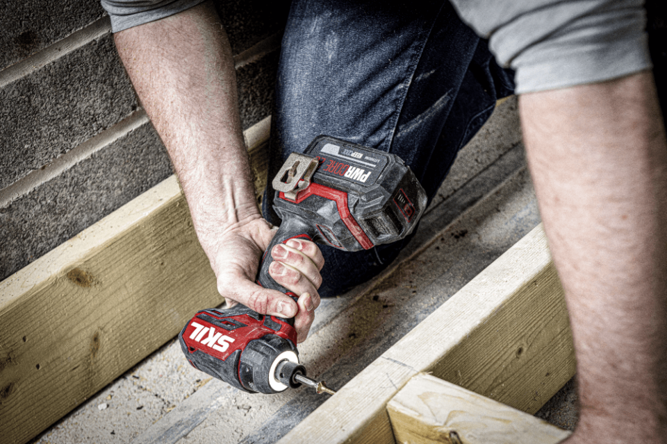 SKIL COMPACT 3225CA AKÜLÜ DARBELİ VİDALAMA