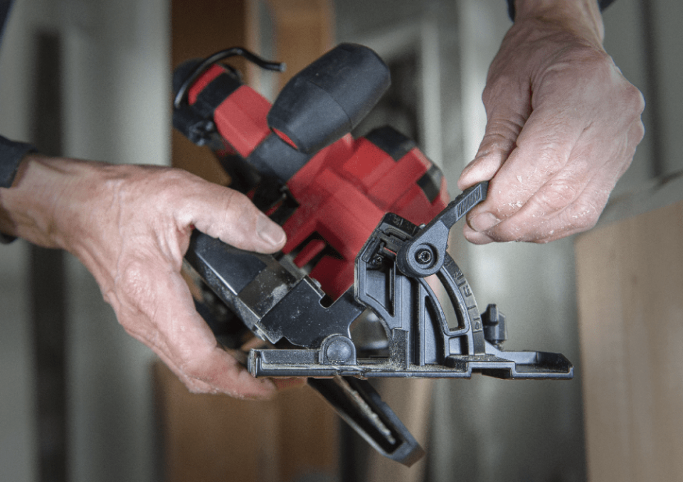 SKIL XP 3571FA AKÜLÜ DAİRE TESTERE 184MM ÇANTALI