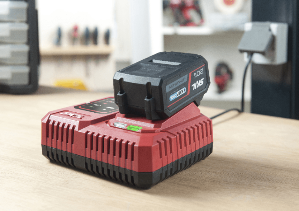 SKIL 3123AA 6,0A PWRJUMP ŞARJ CİHAZI