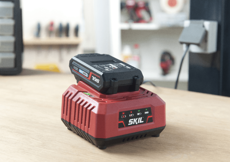 SKIL 3136AA 2,0Ah Li + 2.4A ŞARJ CİHAZI