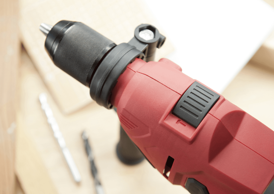SKIL 6725GA DARBELİ MATKAP 710W ÇANTALI + 10 UÇ