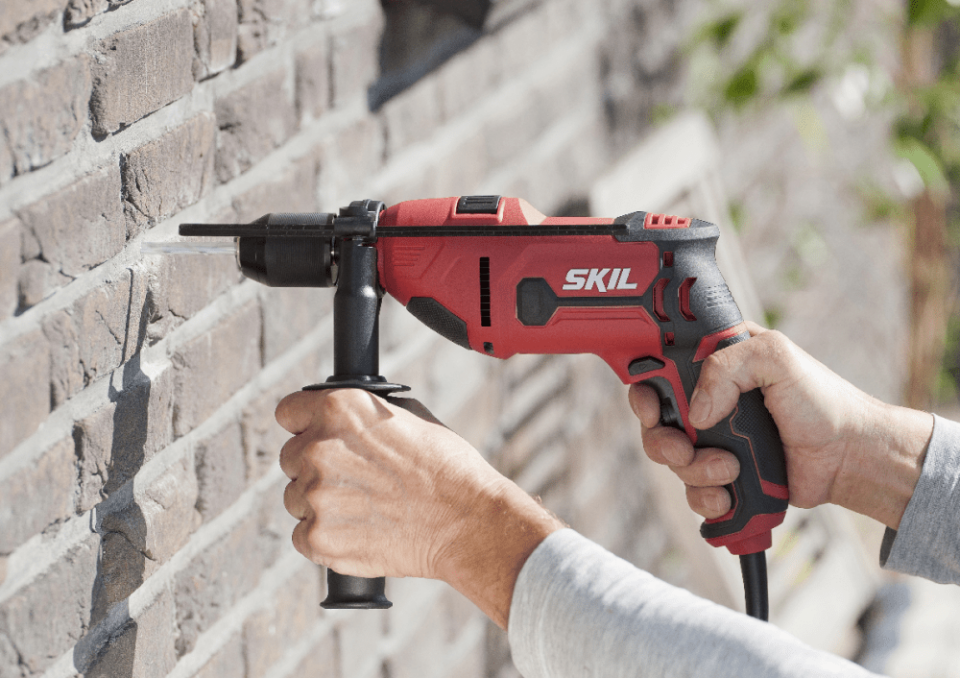 SKIL 6745GA DARBELİ MATKAP 1050W ÇANTALI +10 UÇ