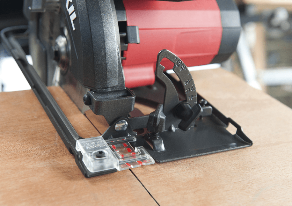 SKIL 5830GA DAİRE TESTERE 1400W 190MM ÇANTALI