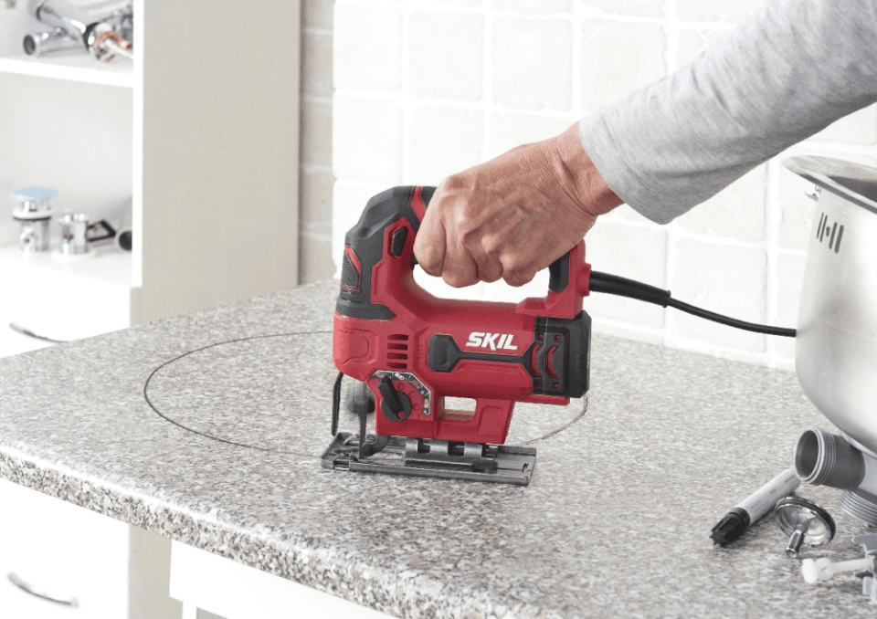 SKIL 4530GA DEKUPAJ TESTERE 550W ÇANTALI