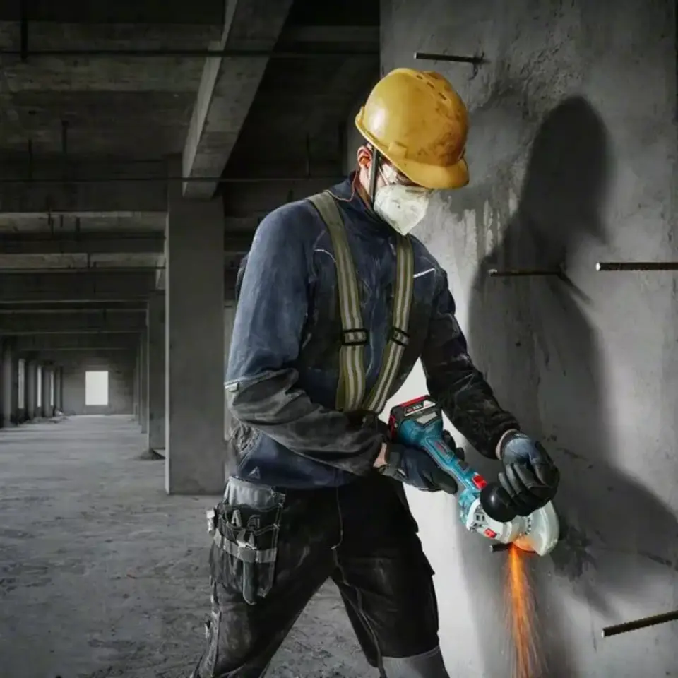 Bosch Akülü Taşlama 125 Mm 18v Gws180lı 06019h9021