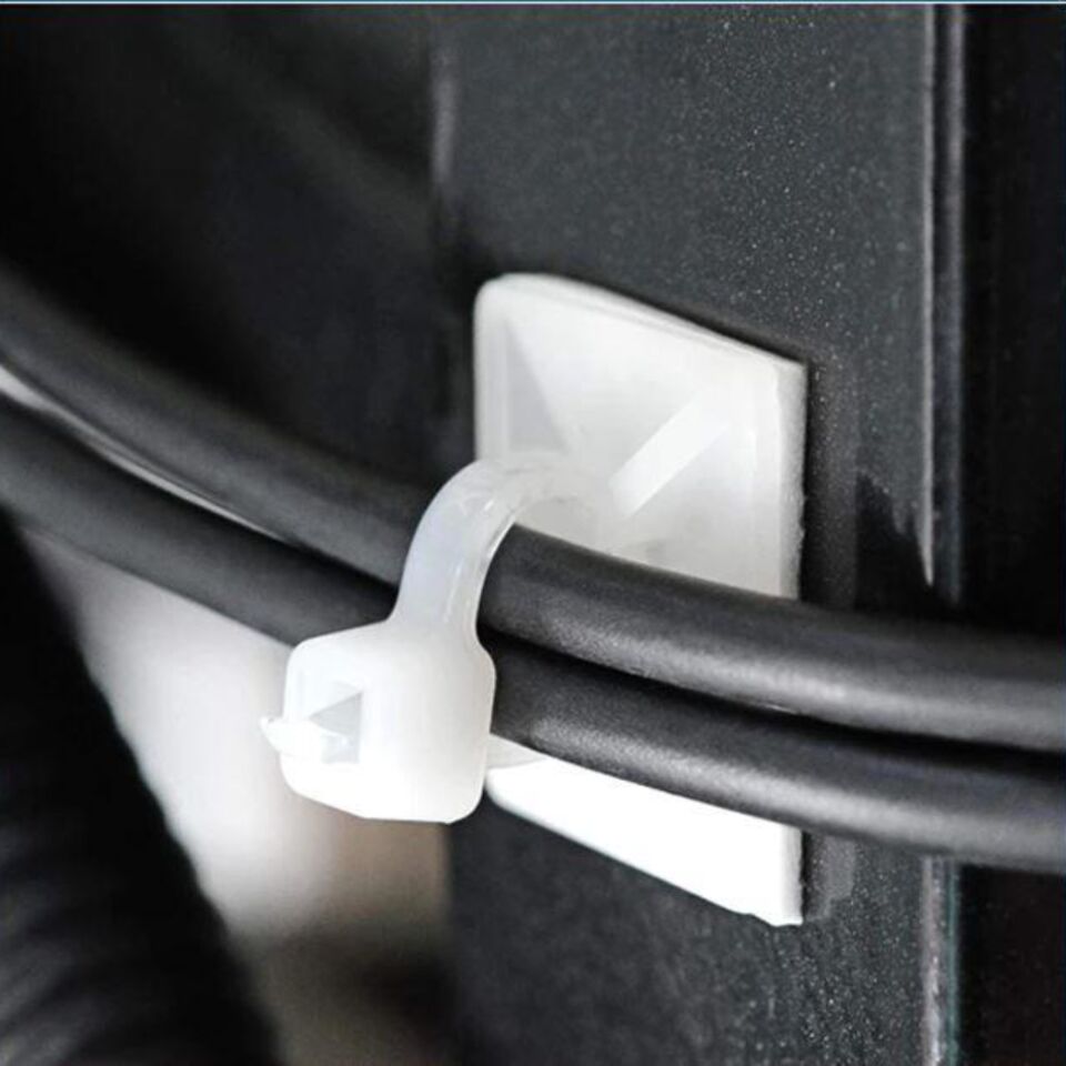 Tork Yapışkanlı Kroşe Beyaz 19x19 Mm (100 Ad.)