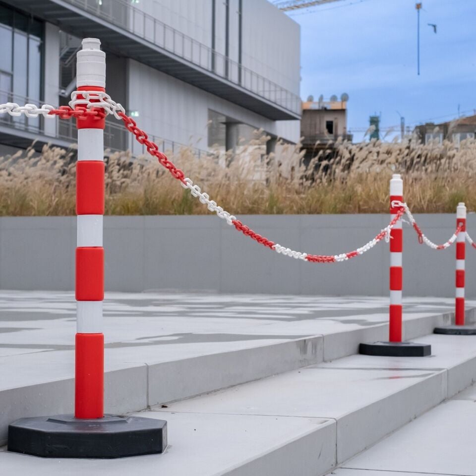 Trafik Plastik Zincir Kırmızı Beyaz 200 Mt 8 Mm