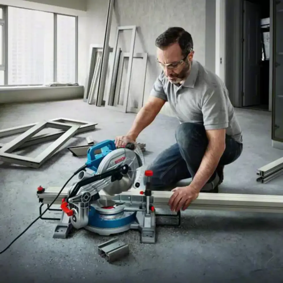 Bosch Gönye Kesme 1300w Gcm216 0601b33000