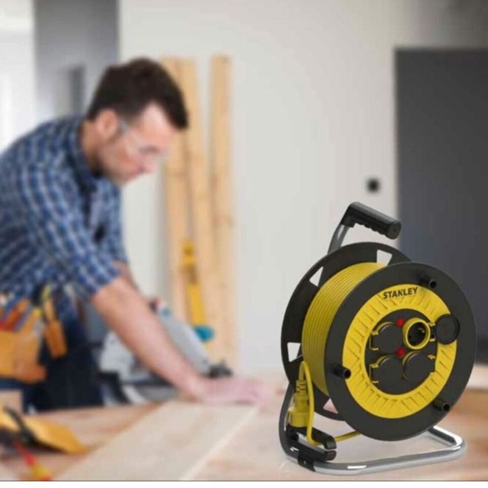 Stanley Makaralı Seyyar Kablo Sarı 3x1.5 50 Mt