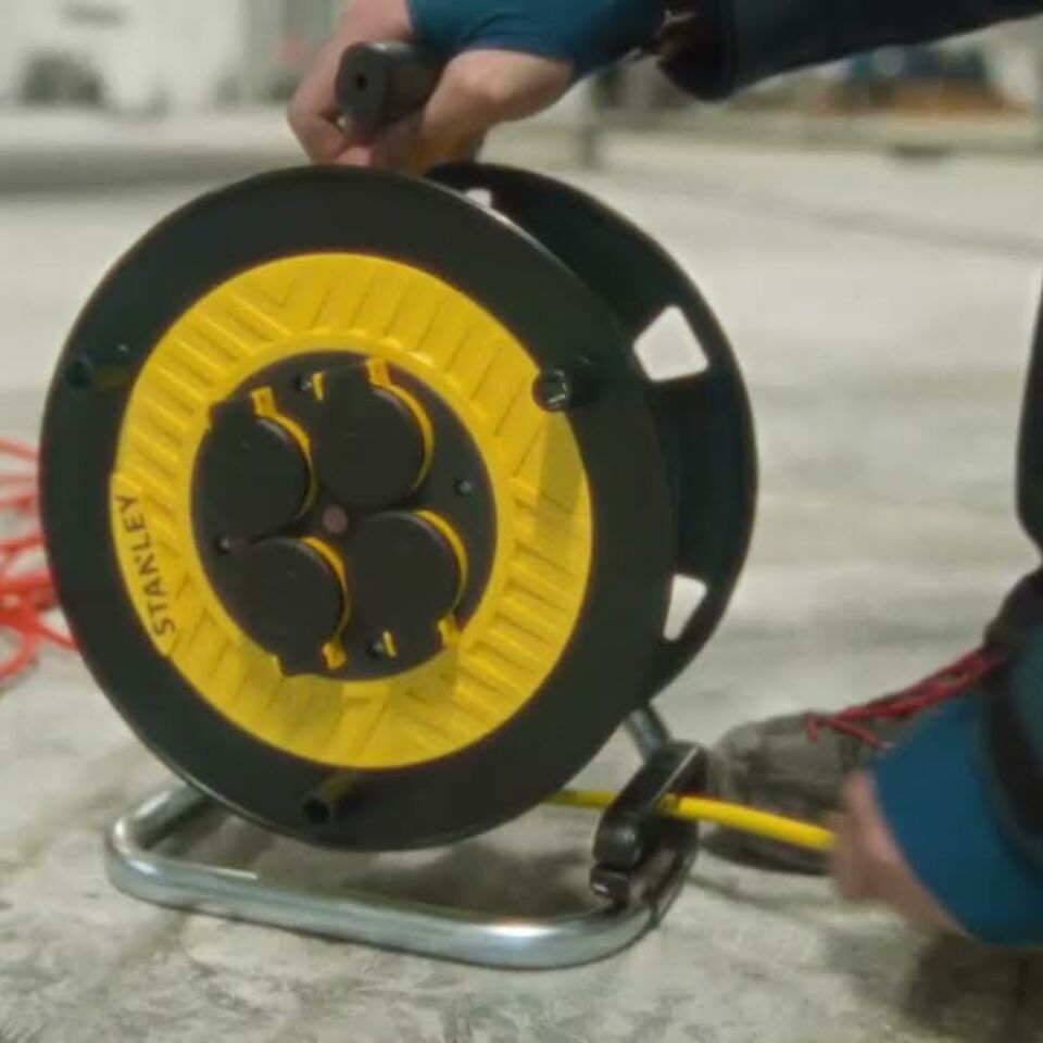 Stanley Makaralı Seyyar Kablo Sarı 3x2.5 40 Mt